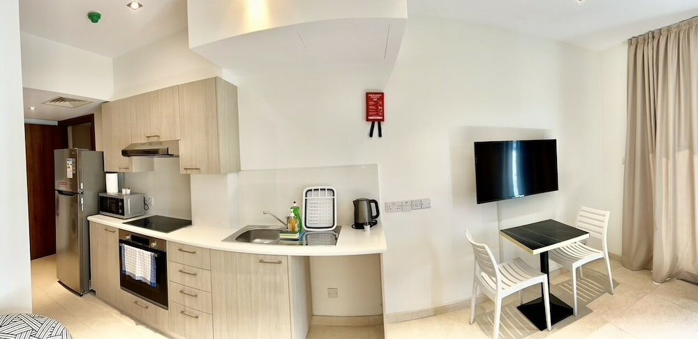 Фото Aphrodite Plaza