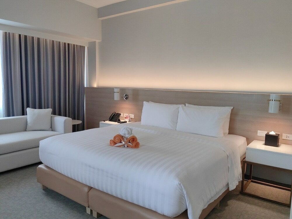 Фото Brittany Hotel Bgc