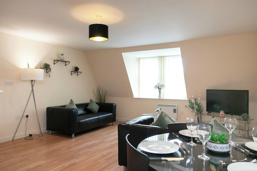 Фото 2 Bedroom Apartment in Heart of Notts