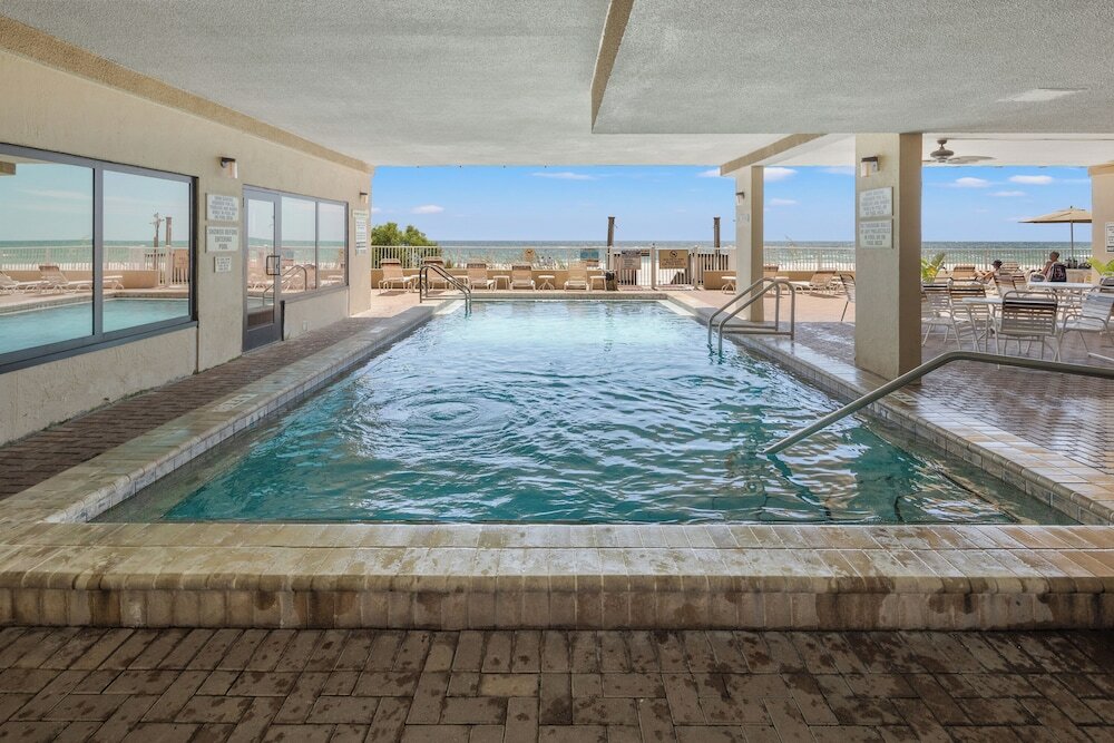 Фото Gulfgate B307 - Red Wave