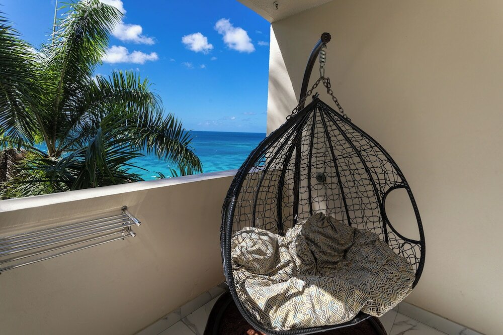 Фото Montego Bay Club