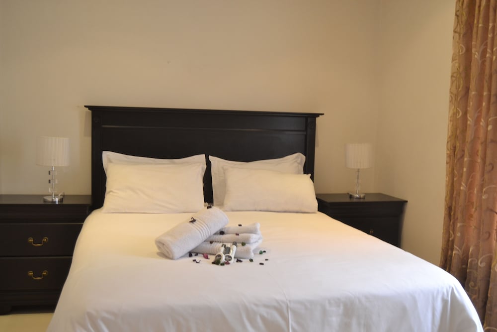 Фото Hush Guest House