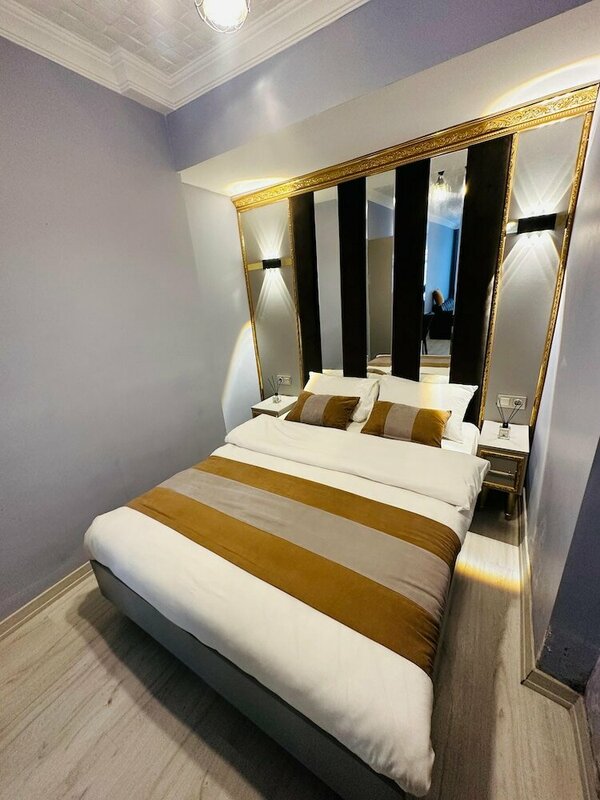 Гостиница Maria Hotel Rezidans в Бейоглу