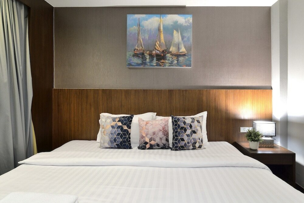 Фото Tori Crown Hotel