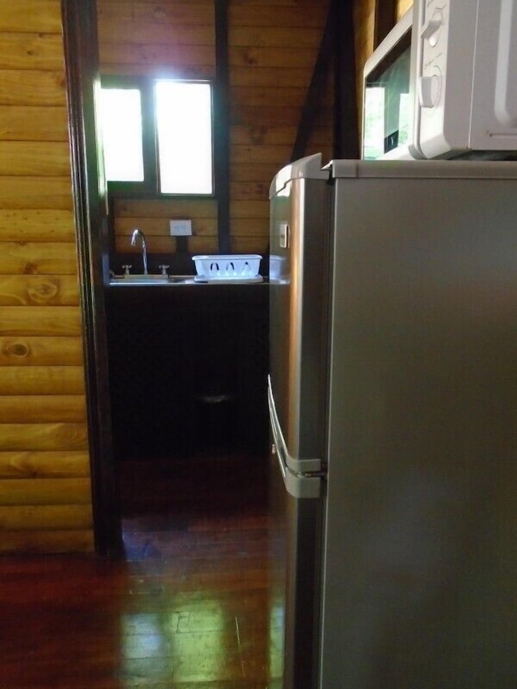 Фото Hotel Cabinas La Playa