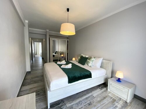 Гостиница Quarteira Ocean Breeze 2 by Homing