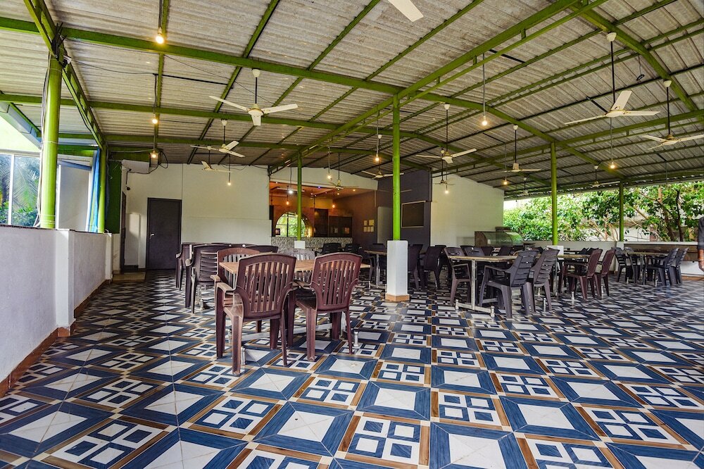 Фото Fabexpress Goa Holiday Beach Resort