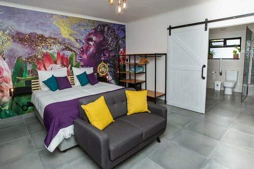 Гостиница Casa iLanga guesthouse в Кейптауне