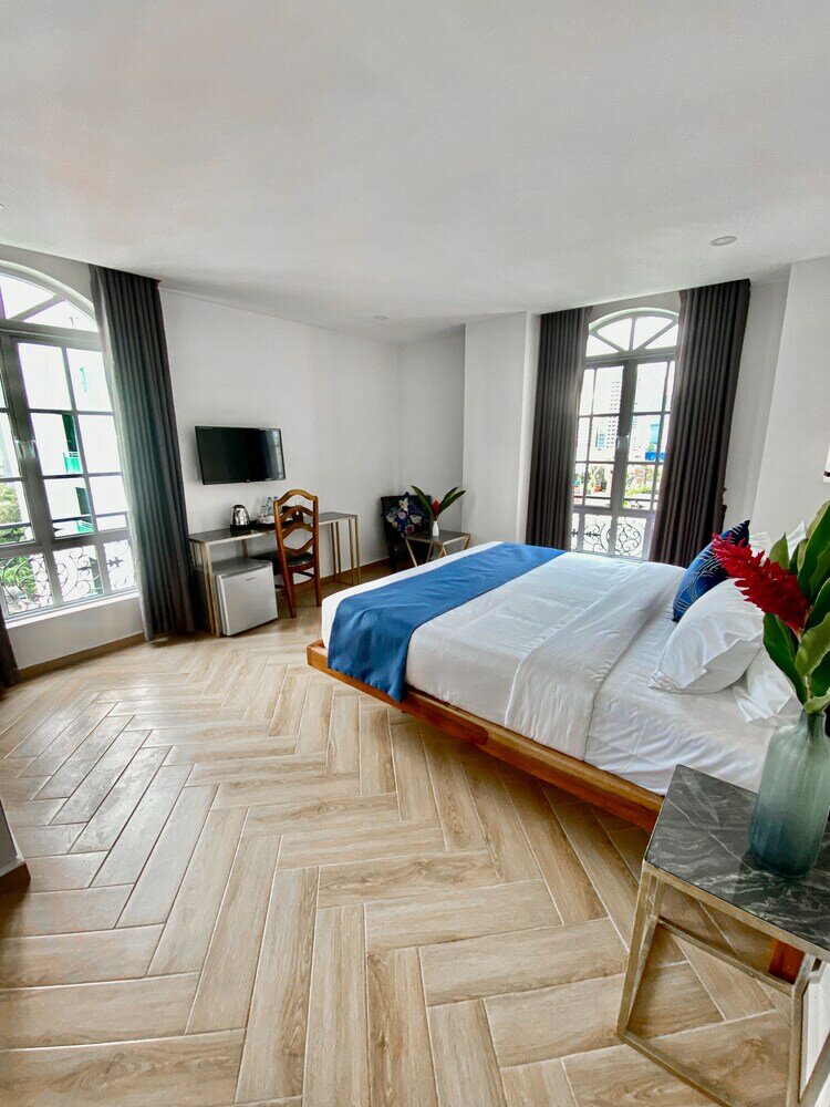 Фото Mettavary Hotel