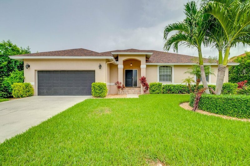 Гостиница Marco Island Vacation Rental: Heated Pool & Lanai! в Марко Айленд