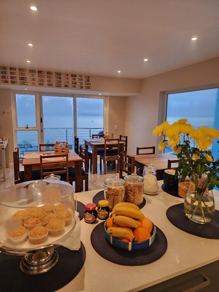 Фото Boulders Blue Bed and Breakfast