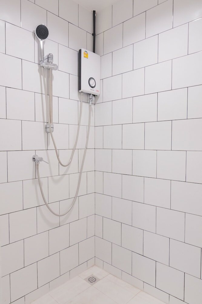 Фото Mini-me Hubs - Charm Suites in Old City