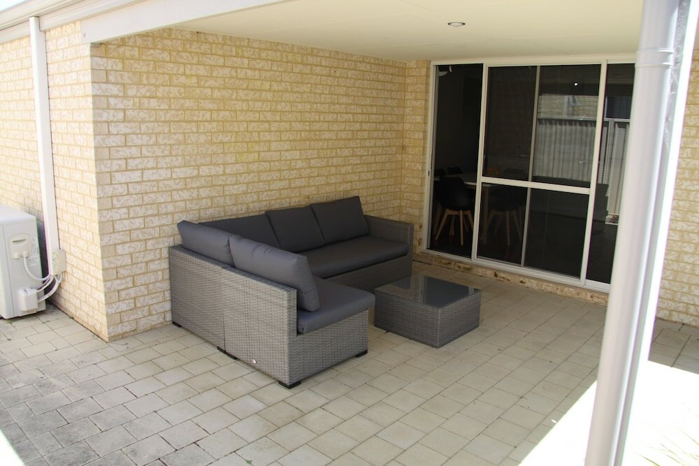 Фото Quinn's Beach Family Accommodation