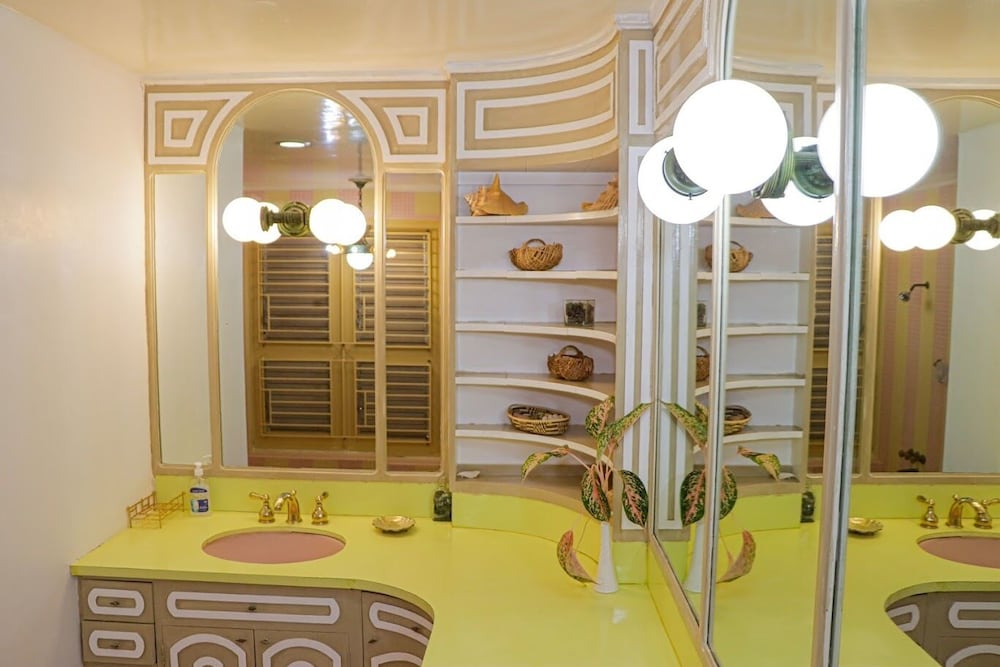 Фото Seven Palms Villa