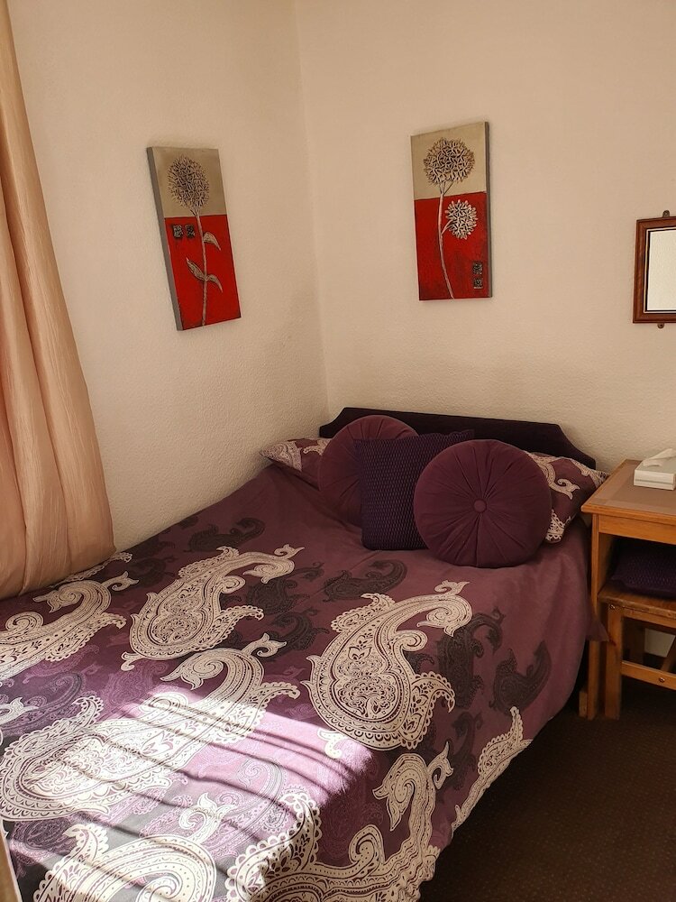 Фото Windsor House Hotel