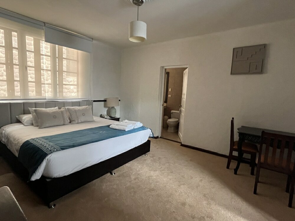 Фото Hotel Katari Plaza de Armas Cusco