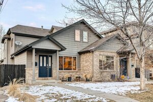 Гостиница Highlands Townhome w Spacious Backyard