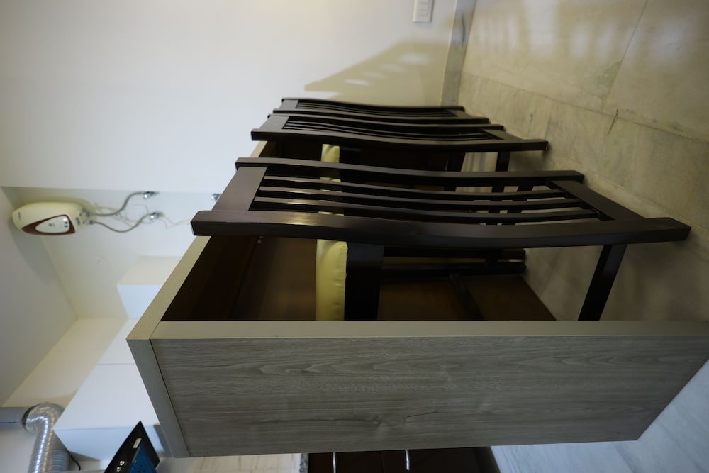 Фото The Ayali Suites & Apartments