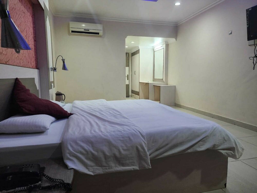 Фото Hotel Meridian Palace