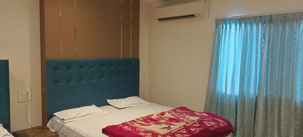 Фото Hotel Kanha Ujjain