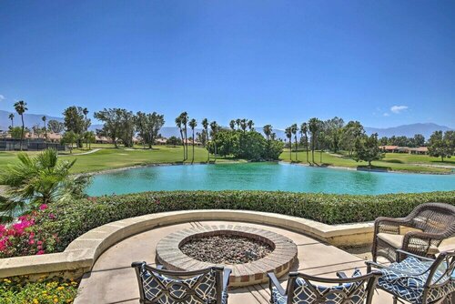Гостиница Palm Desert Condo w Patio & Resort Amenities! в Палм Дезерте