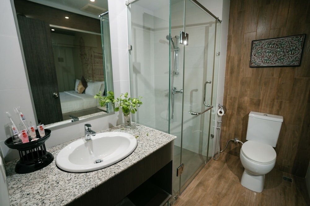 Фото The Rangoon Hotel