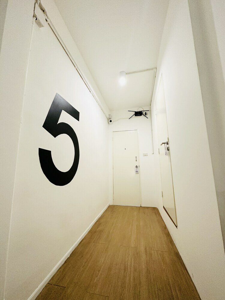 Фото Piccolo Sukhumvit Hostel