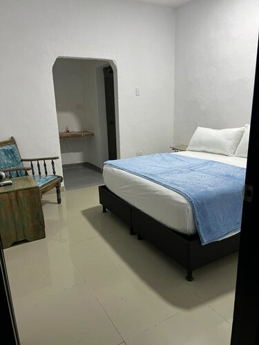Гостиница Tr-a3d Habitacion De Hostal Con Wifi в Картахене