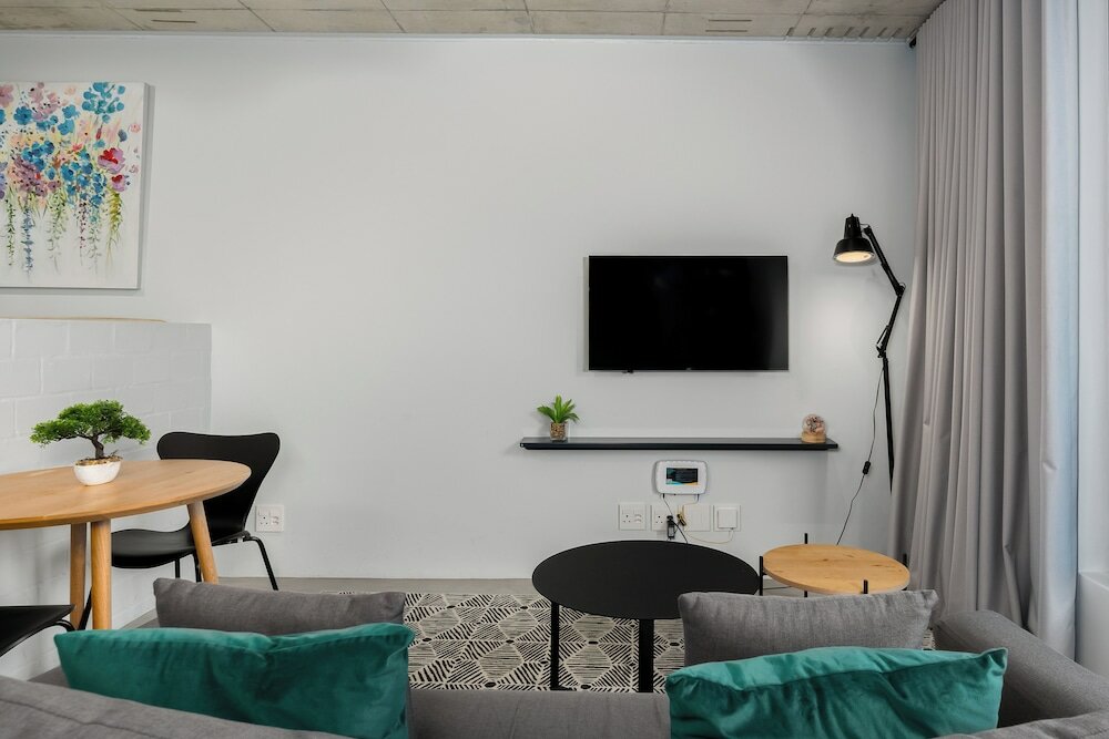 Фото Four on 0 1d