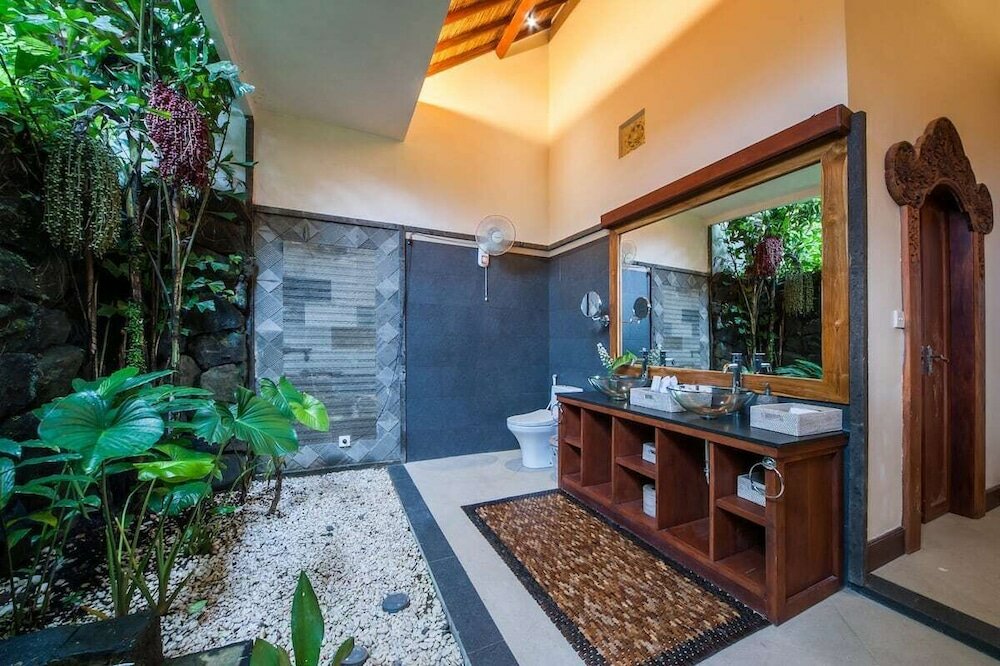 Фото Infinity Jungle View Aashaya Villa Ubud