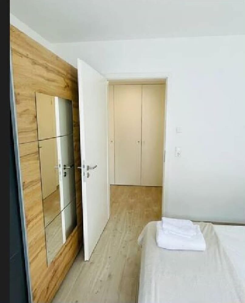 Фото Cosy 1 bedroom in City Center w Terrace