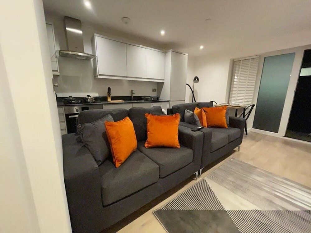 Фото Spectrum House Apartments