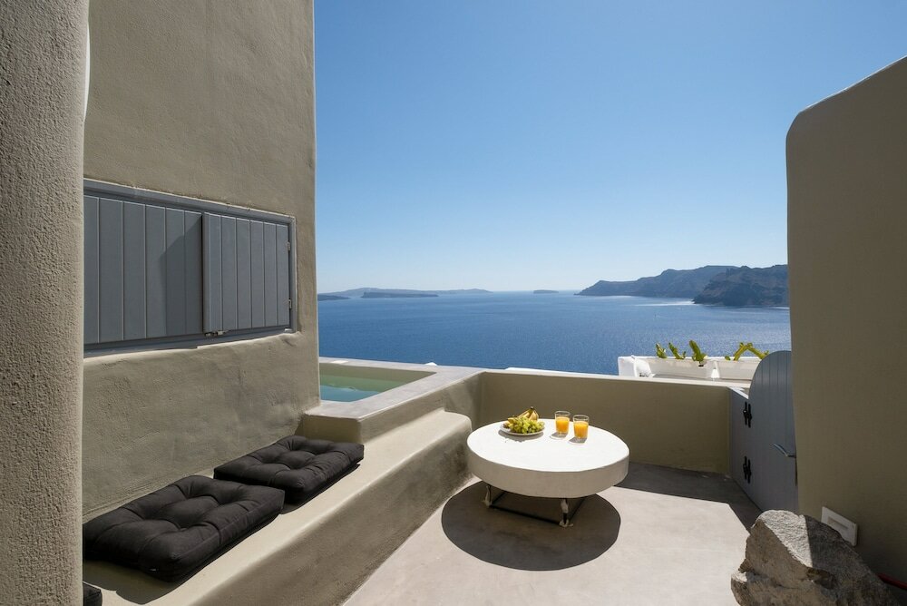 Фото SantorOia Luxury Suites