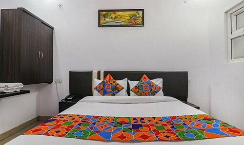 Гостиница Fabhotel A One в Лакхнау