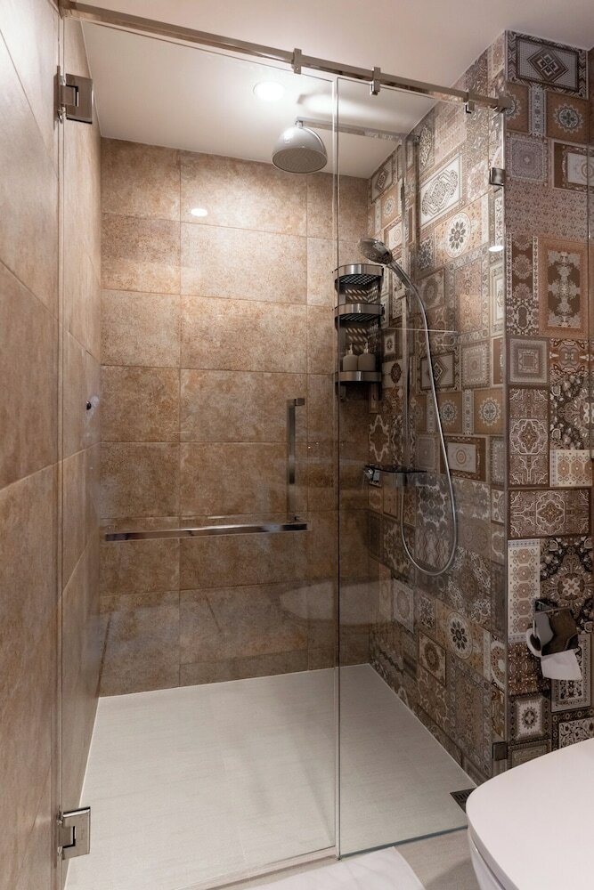 Фото The Title V X203