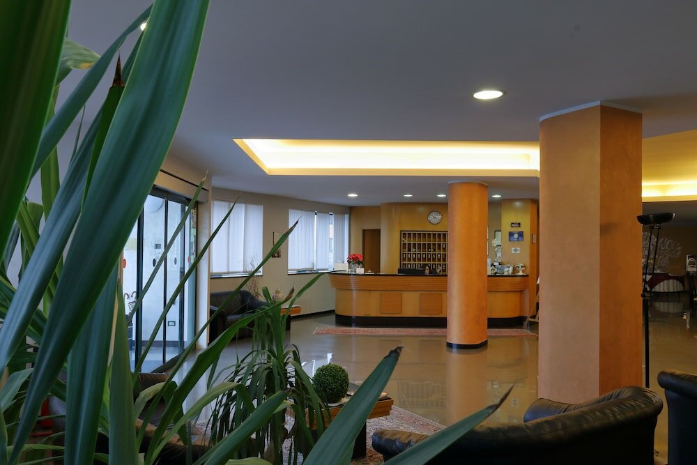 Фото Hotel Romanisio