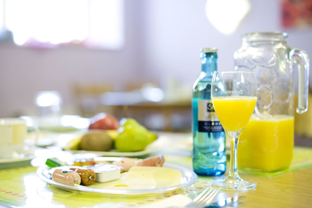 Фото Hotel Restaurant Flora