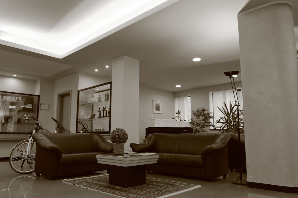 Фото Hotel Romanisio