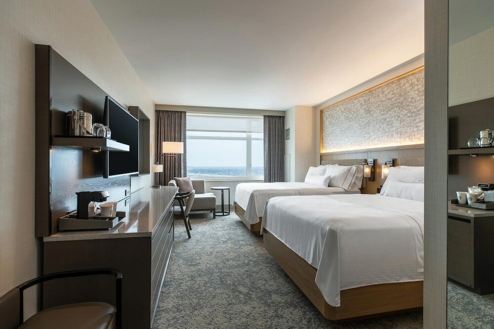 Фото The Westin Chicago Lombard