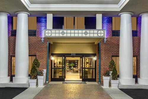 Гостиница Holiday Inn Express Hotel & Suites Greensboro - East, an Ihg Hotel