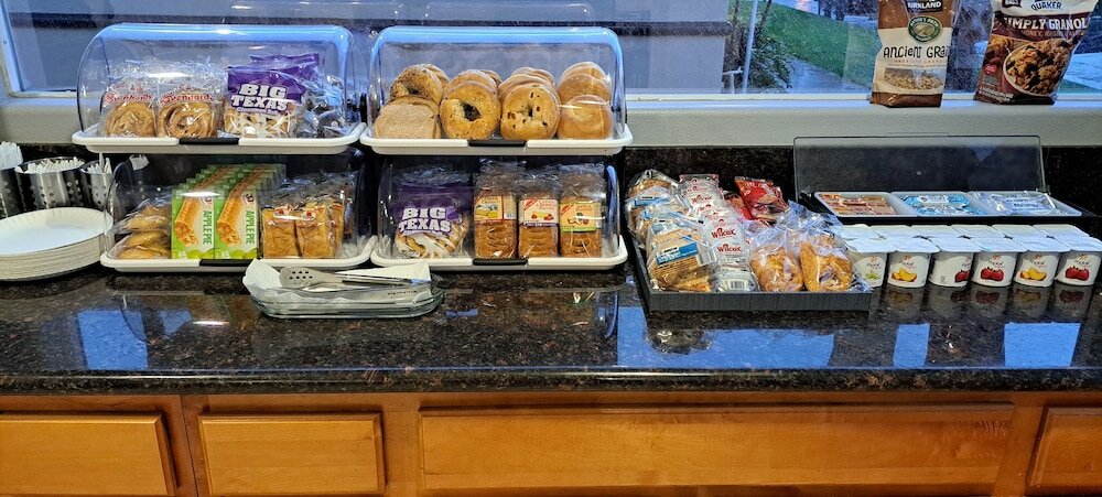 Фото Portofino Inn Burbank