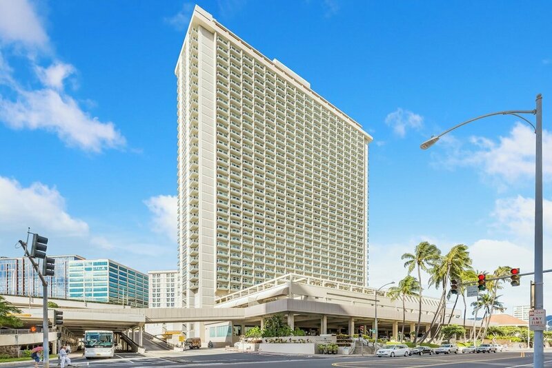 Гостиница Ala Moana Hotel by Castle в Гонолулу