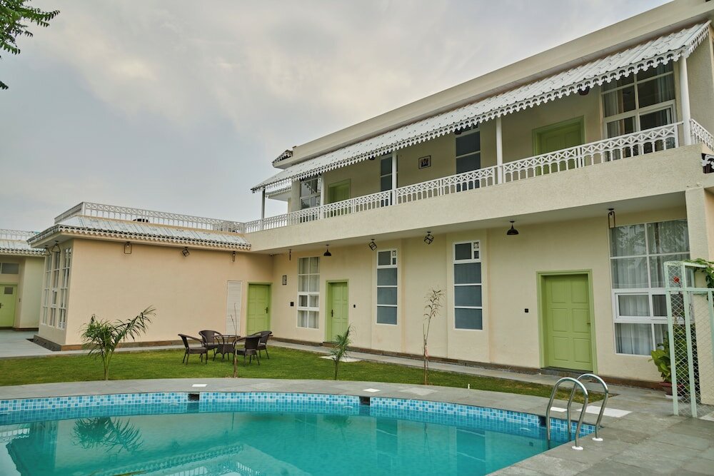 Фото Free Birds Bungalow