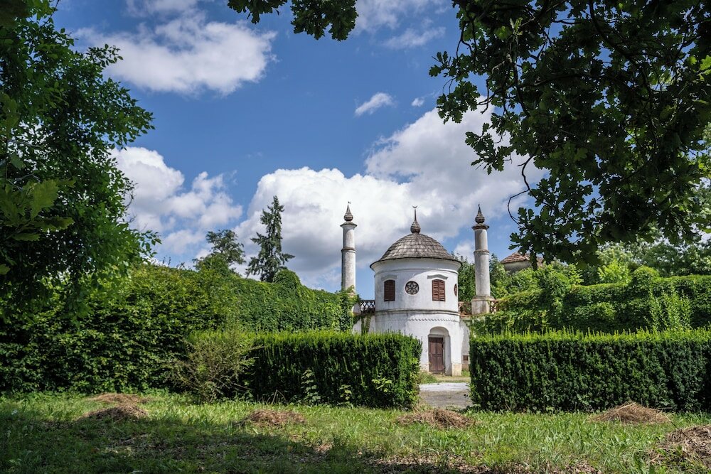 Фото Zámek Lnáře
