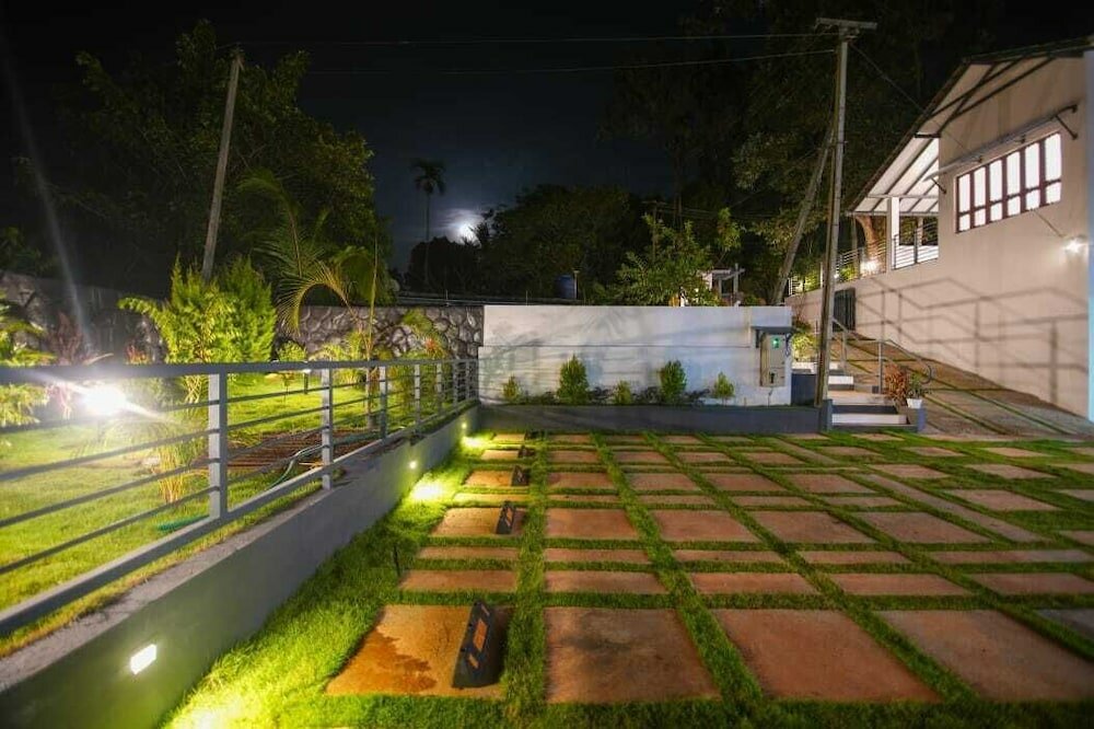 Фото B'camp Resorts & Homestays