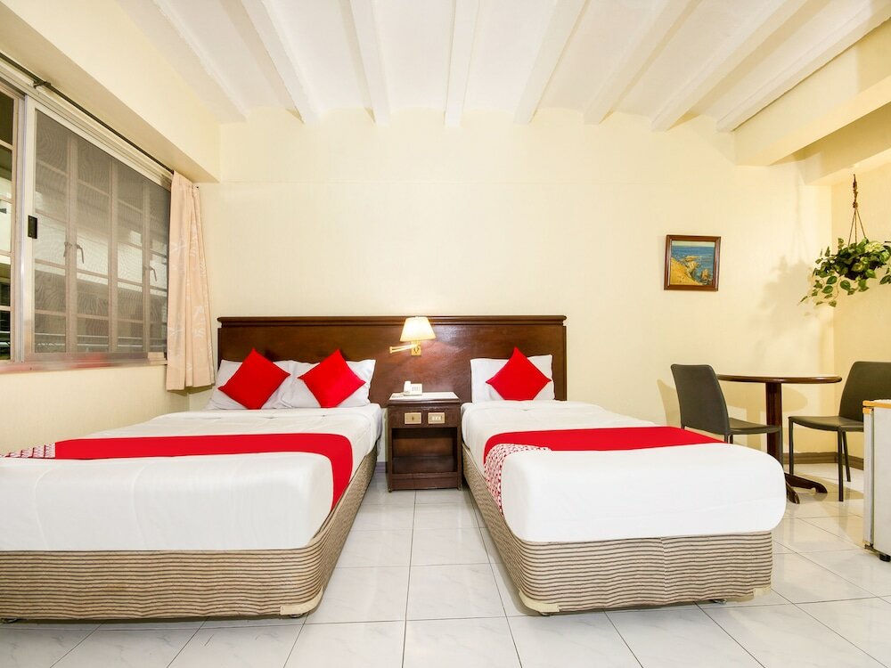 Фото Vaccinated Staff - Capital O 465 Ford's Inn