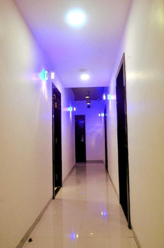 Фото Отель The Best Hotel Mumbai