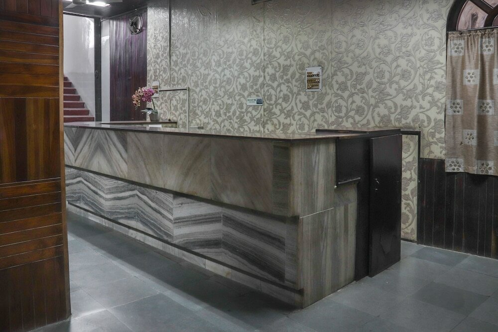 Фото Spot On 49477 Hotel Galaxy