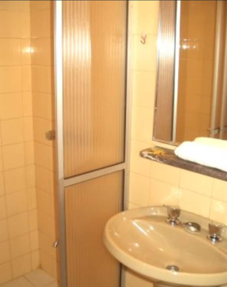 Фото Manduvira Hotel Plaza