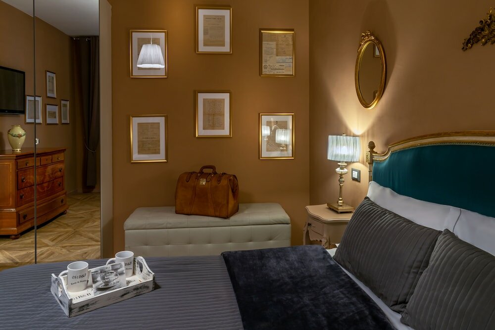 Фото 051 Room & Breakfast